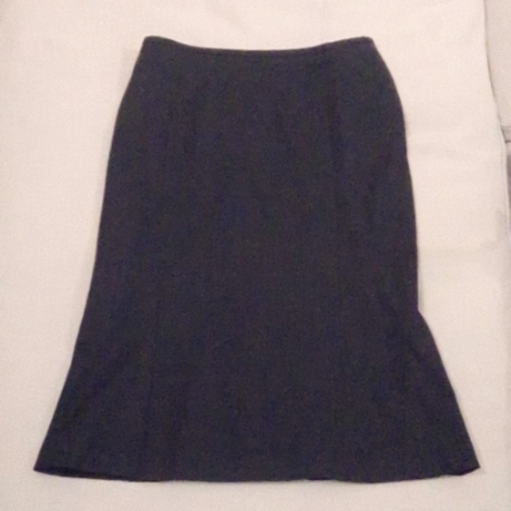 98% wool 2% elastane lining 100% acetate made in Romania
